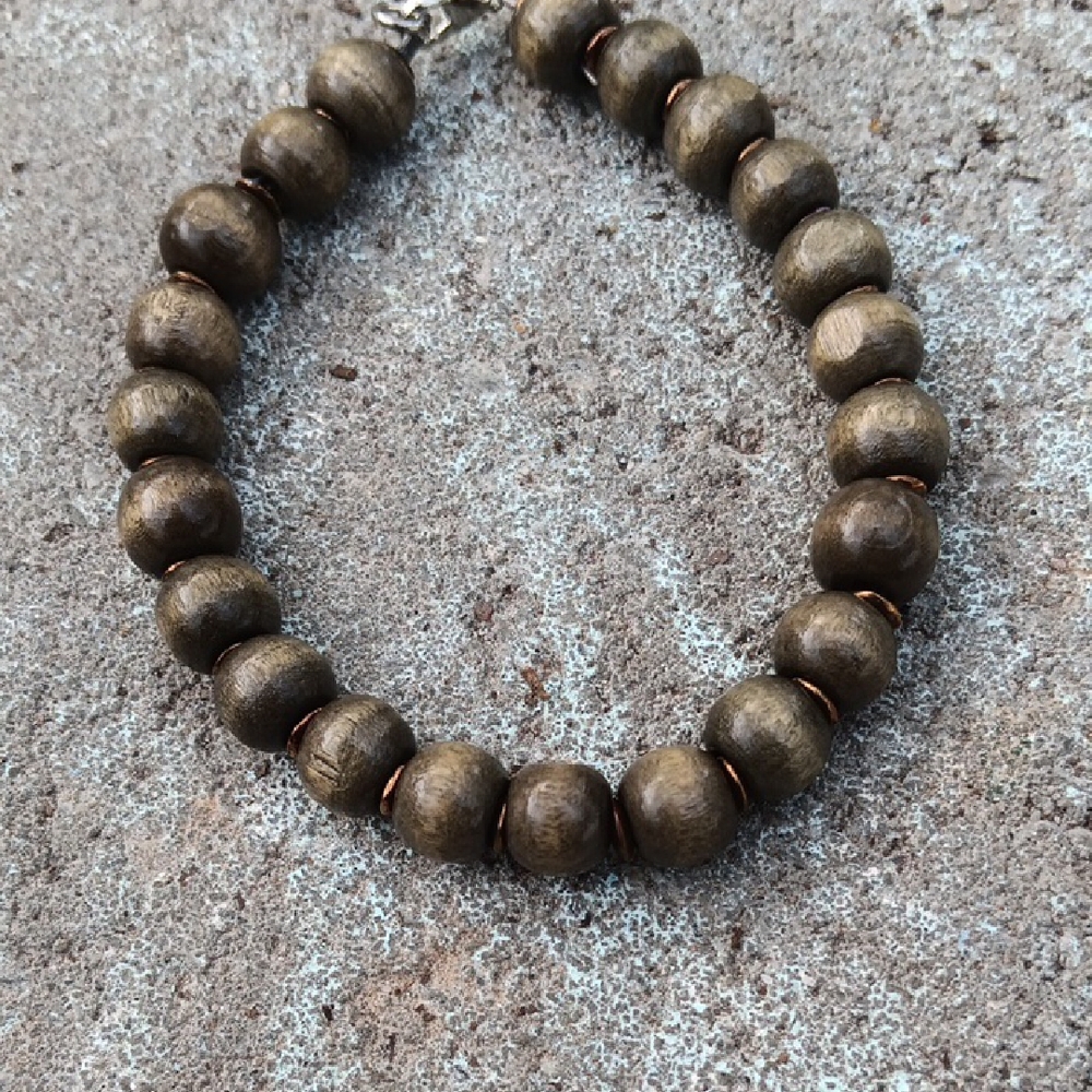 Elegant Brown Beaded Bracelet